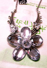 批發(fā)零售飾品 3元起批，千款精選，美發(fā)飾品全方位供應(yīng)